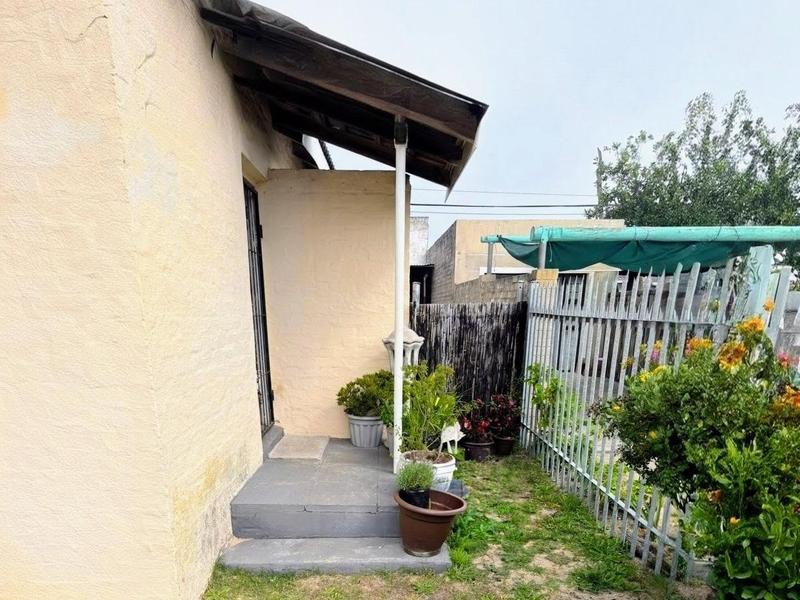 3 Bedroom Property for Sale in Kleinkrantz Western Cape